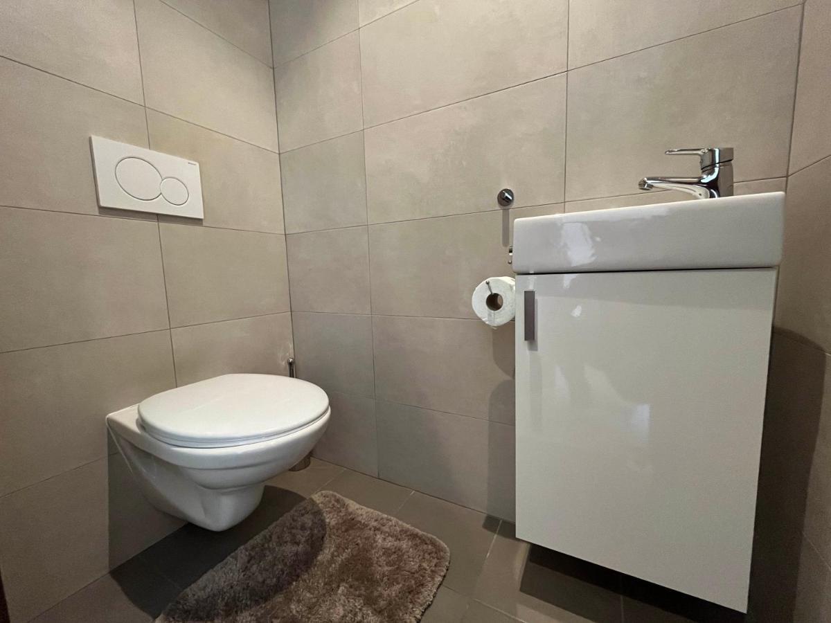 Elegant Escape Apartment I - City Centre Bratislava Exterior foto